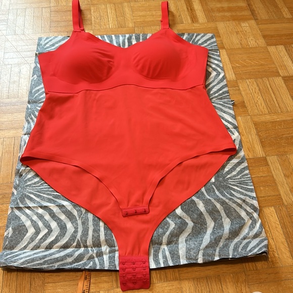 Knix - Picture 7 of 13